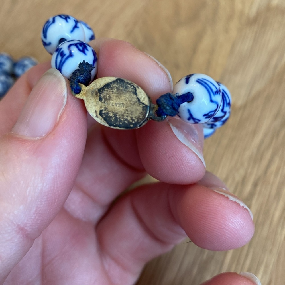 ASIAN beaded necklace. Silver clasp. Individually tied beads. Rich blue color! - Picture 5 of 6